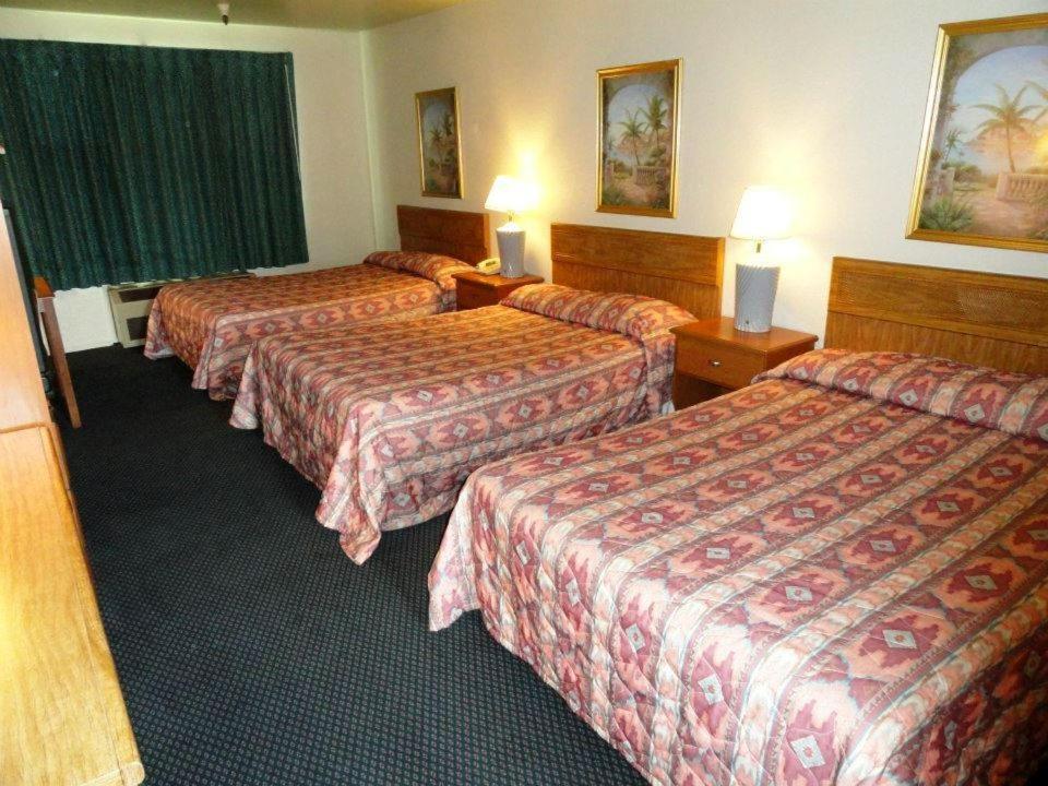 Applegate Inn Atwater Экстерьер фото