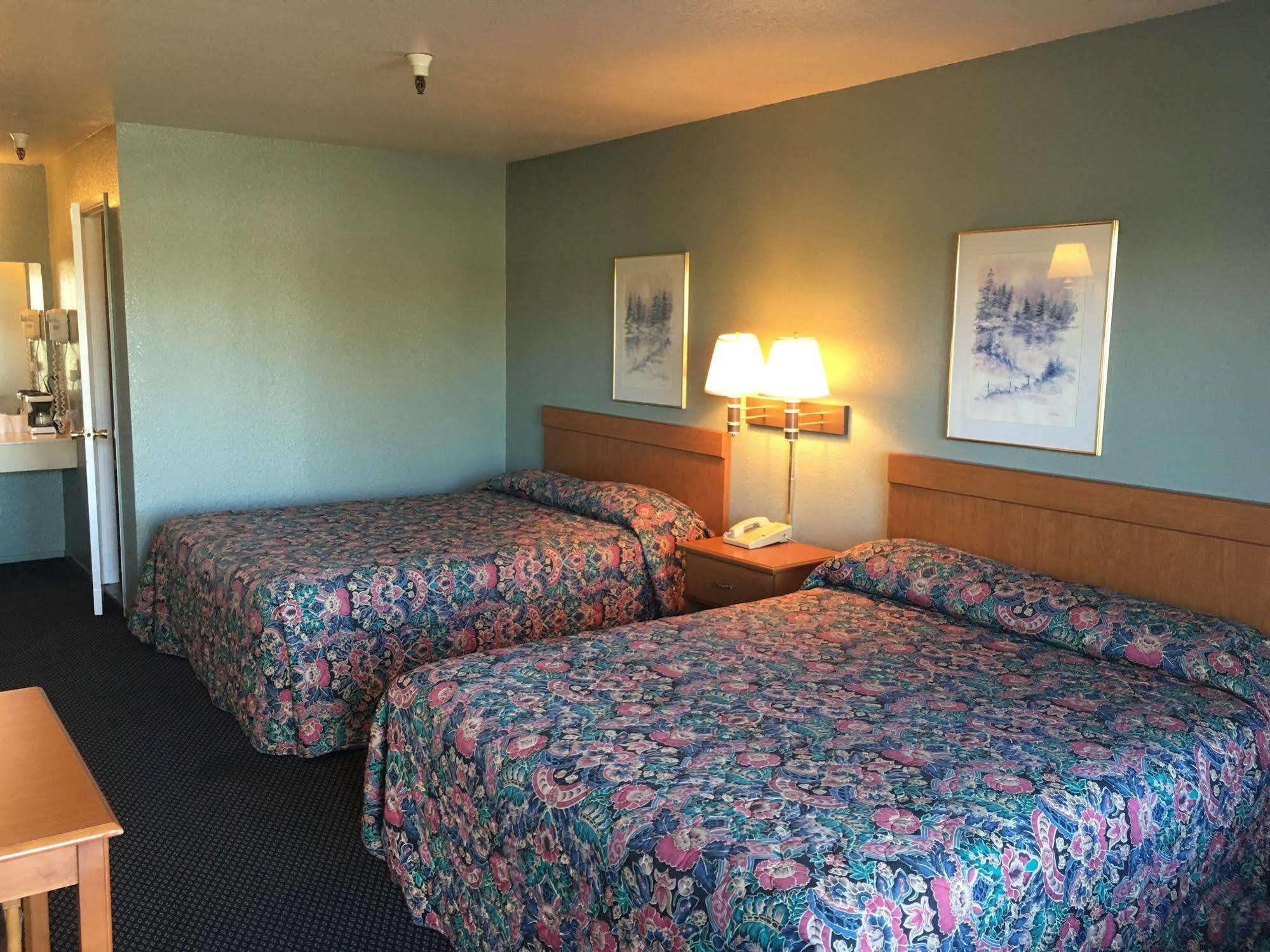 Applegate Inn Atwater Экстерьер фото